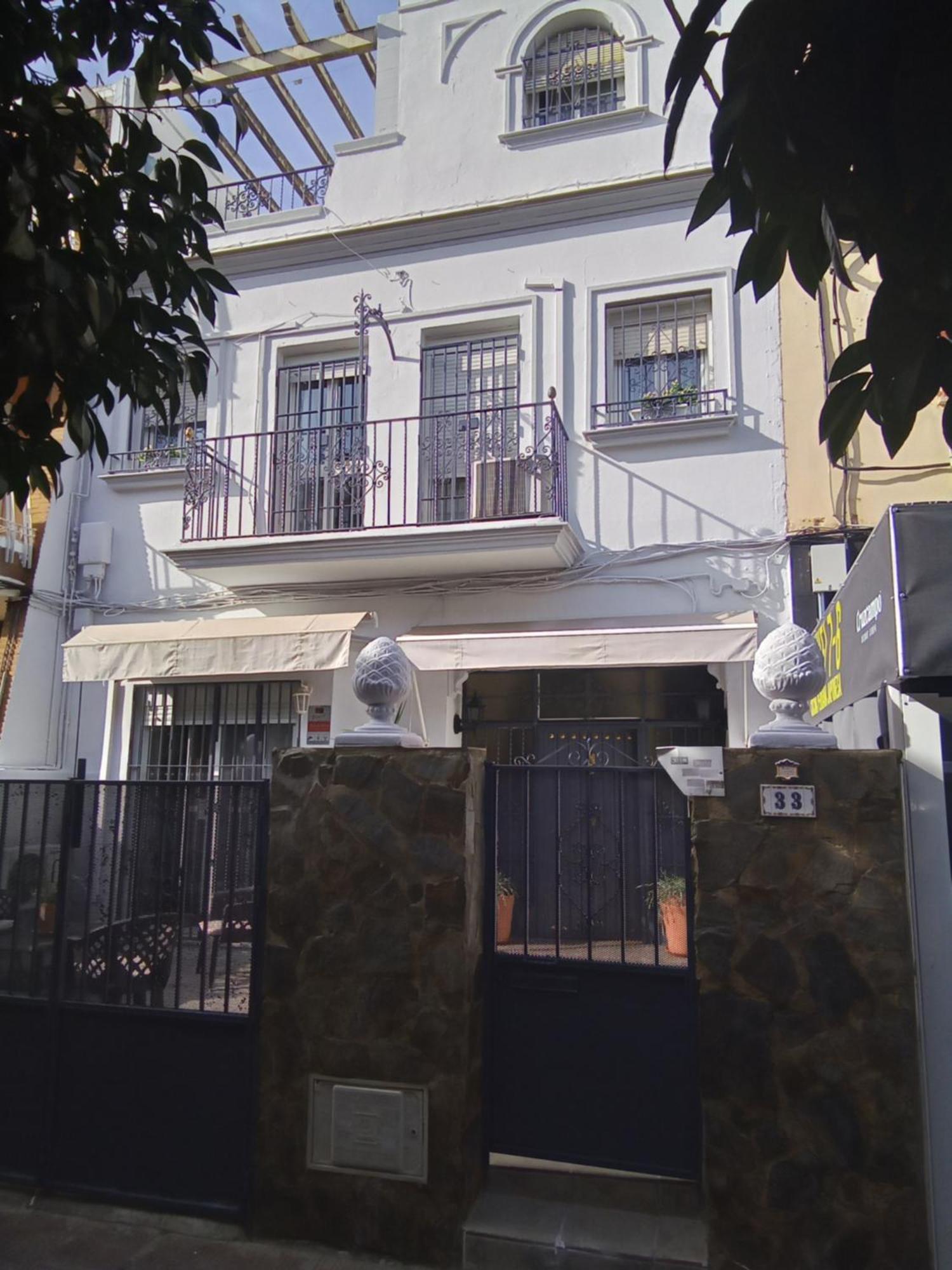 Atico Centrico Nervion Apartment Seville Ngoại thất bức ảnh